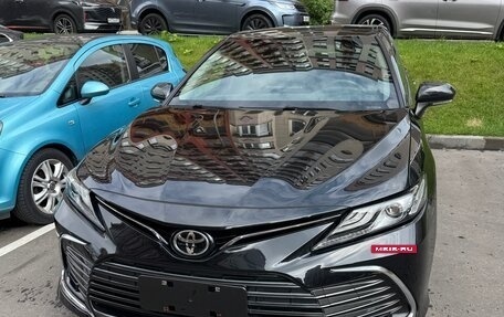 Toyota Camry, 2022 год, 3 650 000 рублей, 3 фотография
