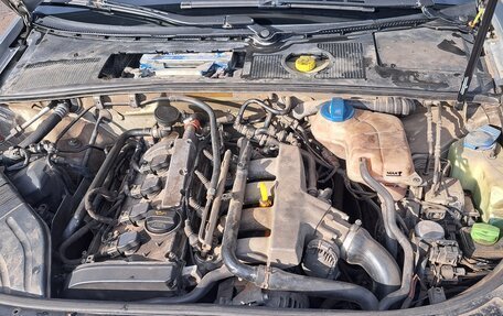 Audi A4, 2003 год, 450 000 рублей, 14 фотография