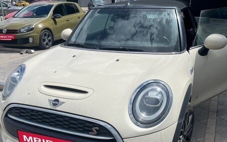 MINI Cabrio, 2019 год, 2 450 000 рублей, 9 фотография