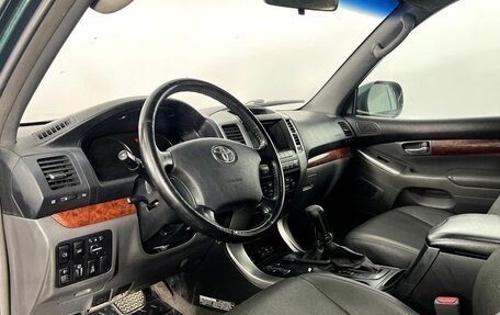 Toyota Land Cruiser Prado 120 рестайлинг, 2003 год, 1 500 000 рублей, 10 фотография