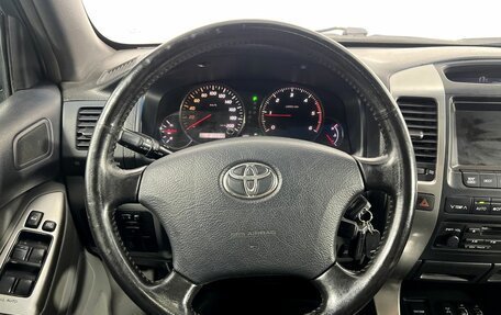 Toyota Land Cruiser Prado 120 рестайлинг, 2003 год, 1 500 000 рублей, 16 фотография