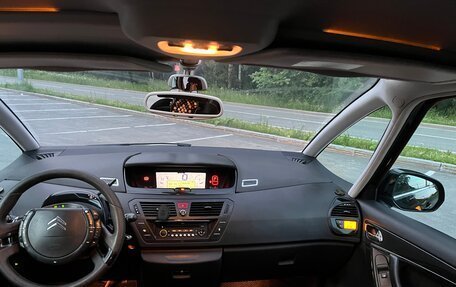 Citroen C4 Picasso II рестайлинг, 2009 год, 615 000 рублей, 27 фотография