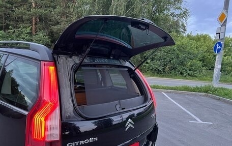 Citroen C4 Picasso II рестайлинг, 2009 год, 615 000 рублей, 34 фотография