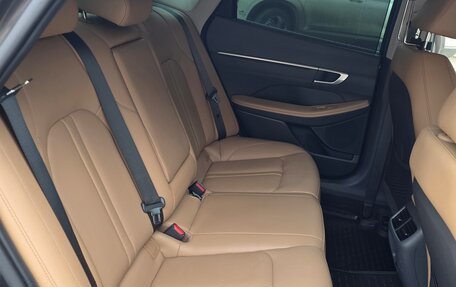 Hyundai Sonata VIII, 2022 год, 2 650 000 рублей, 18 фотография