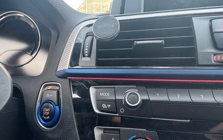 BMW 1 серия, 2018 год, 1 999 000 рублей, 14 фотография