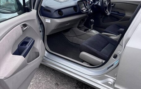 Honda Insight II рестайлинг, 2010 год, 830 000 рублей, 14 фотография