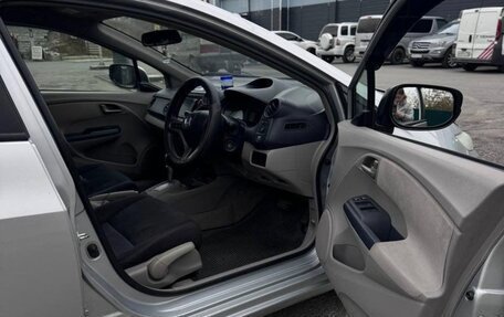 Honda Insight II рестайлинг, 2010 год, 830 000 рублей, 16 фотография