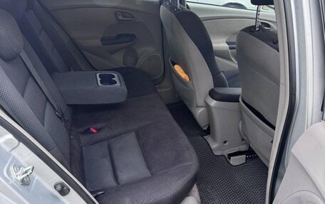 Honda Insight II рестайлинг, 2010 год, 830 000 рублей, 11 фотография