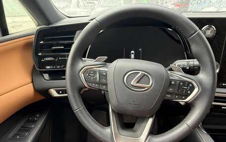 Lexus RX IV рестайлинг, 2024 год, 6 890 000 рублей, 8 фотография
