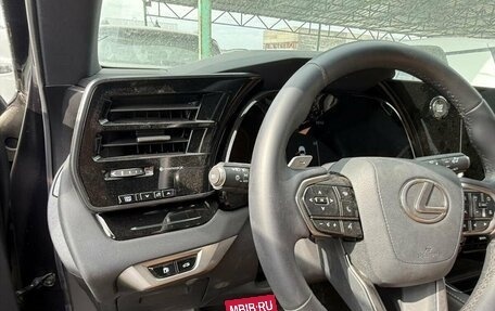 Lexus RX IV рестайлинг, 2024 год, 6 890 000 рублей, 9 фотография
