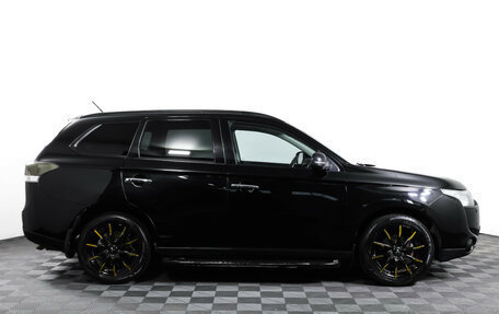 Mitsubishi Outlander III рестайлинг 3, 2013 год, 1 490 000 рублей, 5 фотография