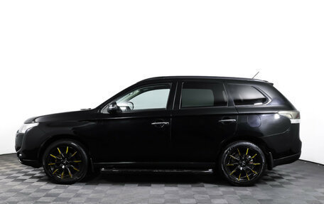 Mitsubishi Outlander III рестайлинг 3, 2013 год, 1 490 000 рублей, 9 фотография