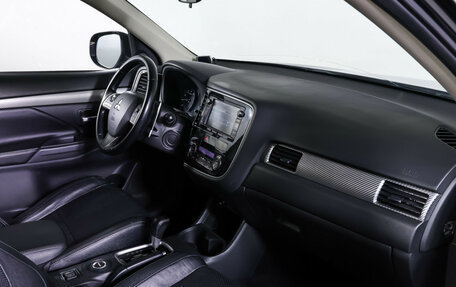 Mitsubishi Outlander III рестайлинг 3, 2013 год, 1 490 000 рублей, 12 фотография