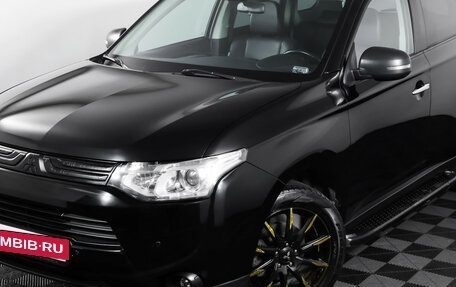 Mitsubishi Outlander III рестайлинг 3, 2013 год, 1 490 000 рублей, 22 фотография