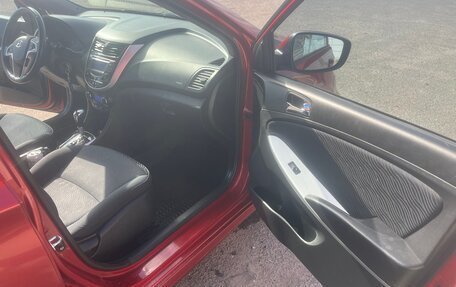 Hyundai Solaris II рестайлинг, 2012 год, 780 000 рублей, 10 фотография