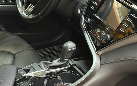 Toyota Camry, 2019 год, 2 900 000 рублей, 6 фотография