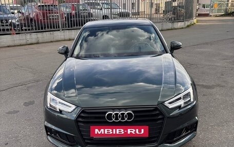 Audi A4, 2017 год, 2 300 000 рублей, 3 фотография