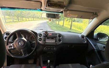 Volkswagen Tiguan I, 2010 год, 1 100 000 рублей, 11 фотография