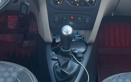 Renault Logan II, 2014 год, 530 000 рублей, 4 фотография