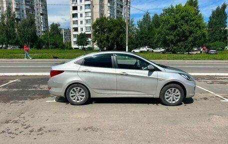 Hyundai Solaris II рестайлинг, 2012 год, 700 000 рублей, 3 фотография