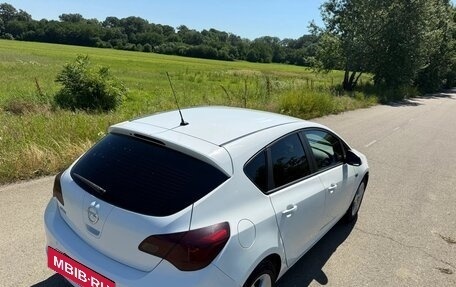 Opel Astra J, 2012 год, 650 000 рублей, 4 фотография