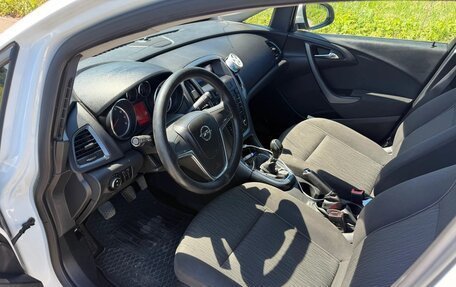 Opel Astra J, 2012 год, 650 000 рублей, 9 фотография