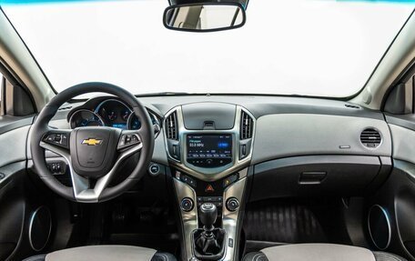 Chevrolet Cruze II, 2014 год, 848 000 рублей, 13 фотография