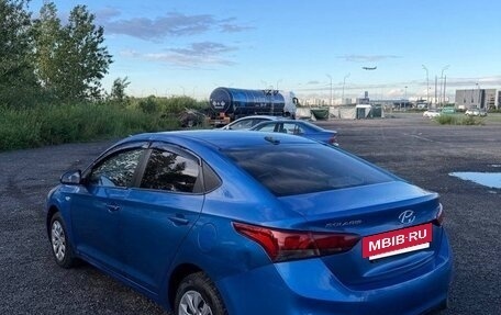 Hyundai Solaris II рестайлинг, 2017 год, 800 000 рублей, 3 фотография