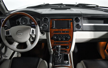 Jeep Commander, 2008 год, 999 999 рублей, 16 фотография