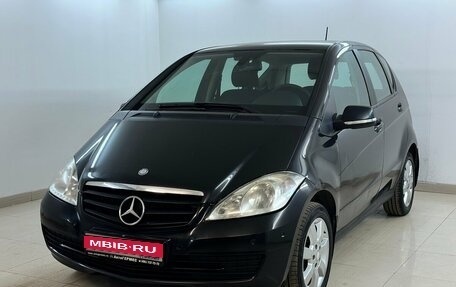 Mercedes-Benz A-Класс, 2011 год, 750 000 рублей, 1 фотография