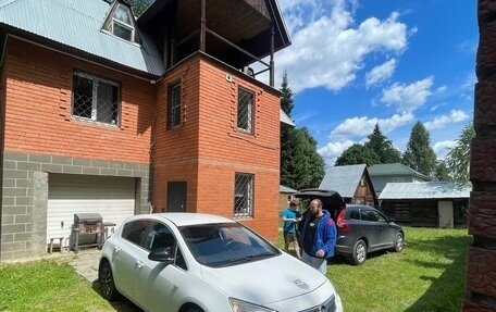 Opel Astra J, 2012 год, 900 000 рублей, 1 фотография