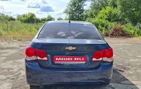 Chevrolet Cruze II, 2011 год, 750 000 рублей, 4 фотография