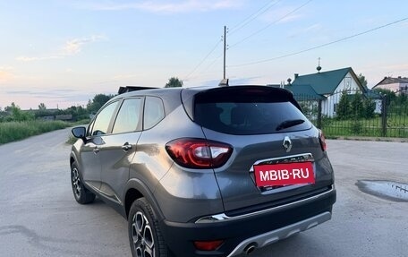 Renault Kaptur I рестайлинг, 2022 год, 2 100 000 рублей, 13 фотография