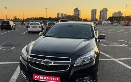 Chevrolet Malibu VIII, 2012 год, 900 000 рублей, 2 фотография