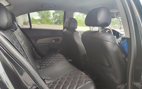 Chevrolet Cruze II, 2014 год, 800 000 рублей, 13 фотография