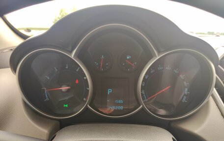 Chevrolet Cruze II, 2014 год, 800 000 рублей, 16 фотография
