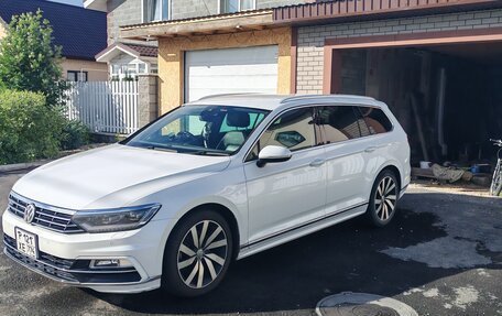 Volkswagen Passat B8 рестайлинг, 2015 год, 1 460 000 рублей, 4 фотография