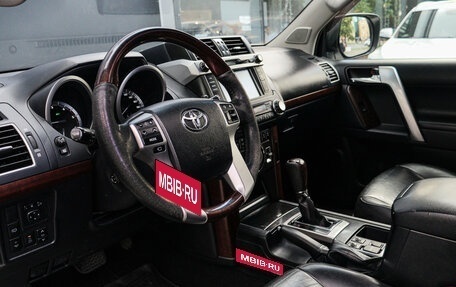Toyota Land Cruiser Prado 150 рестайлинг 2, 2013 год, 3 150 000 рублей, 13 фотография