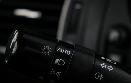Toyota Land Cruiser Prado 150 рестайлинг 2, 2013 год, 3 150 000 рублей, 28 фотография