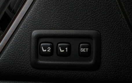 Toyota Land Cruiser Prado 150 рестайлинг 2, 2013 год, 3 150 000 рублей, 25 фотография