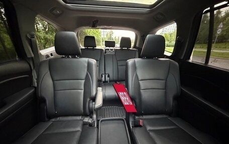 Honda Pilot III рестайлинг, 2019 год, 4 980 000 рублей, 14 фотография