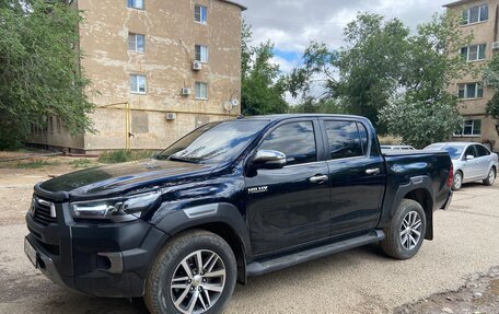 Toyota Hilux VIII, 2016 год, 2 550 000 рублей, 3 фотография