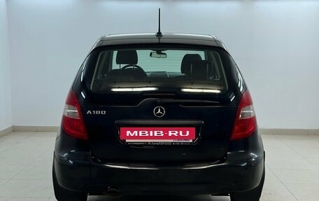 Mercedes-Benz A-Класс, 2011 год, 750 000 рублей, 3 фотография