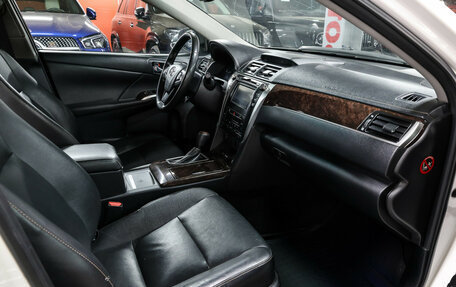 Toyota Camry, 2016 год, 1 899 000 рублей, 12 фотография