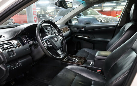 Toyota Camry, 2016 год, 1 899 000 рублей, 17 фотография