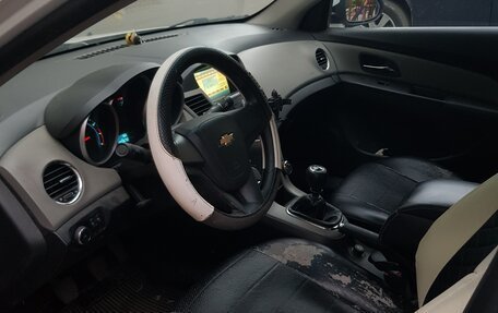 Chevrolet Cruze II, 2011 год, 750 000 рублей, 5 фотография