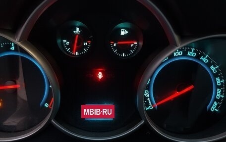 Chevrolet Cruze II, 2011 год, 750 000 рублей, 3 фотография