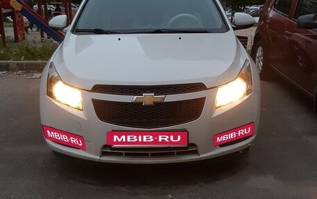 Chevrolet Cruze II, 2011 год, 750 000 рублей, 2 фотография