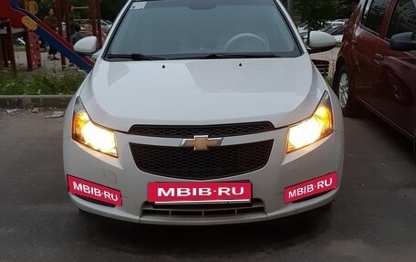 Chevrolet Cruze II, 2011 год, 750 000 рублей, 8 фотография