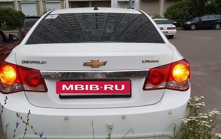Chevrolet Cruze II, 2011 год, 750 000 рублей, 10 фотография
